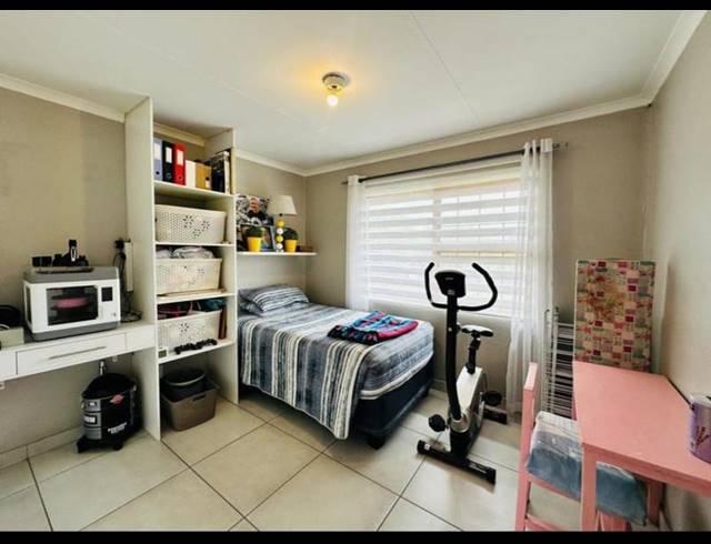 2 BEDROOM TOWNHOUSE FOR SALE IN VERWOERDPARK